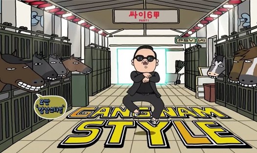“Gangnam Style” tạo nên thành tích cho PSY. Ảnh: Poster MV.