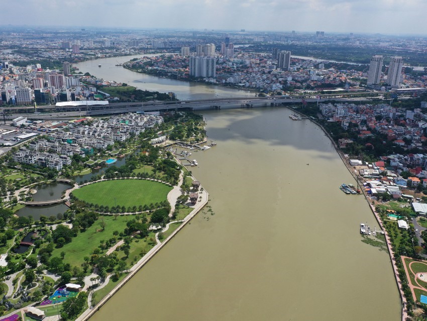 Dòng sông mang tên thành phố
