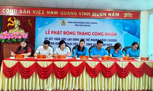 Lễ ký kết thoả ước lao động tập thể do Công đoàn ngành Công Thương tỉnh Thái Nguyên tổ chức mới đây. Ảnh: CĐTN