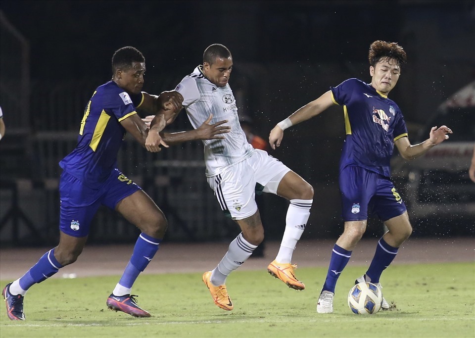 Tỉ số trận Hoàng Anh Gia Lai - Yokohama F.Marinos: Thoải mái vẫn... thua?