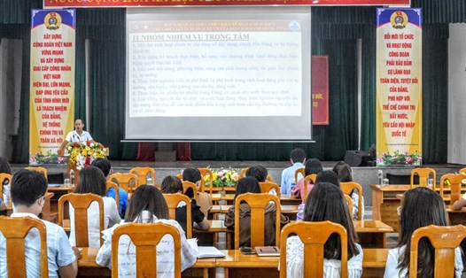 Đảng uỷ Liên đoàn Lao động thành phố Đà Nẵng tổ chức hội nghị thông tin thời sự và triển khai Chuyên đề Chỉ thị 05-CT/TW năm 2022. Ảnh: Phương Trà