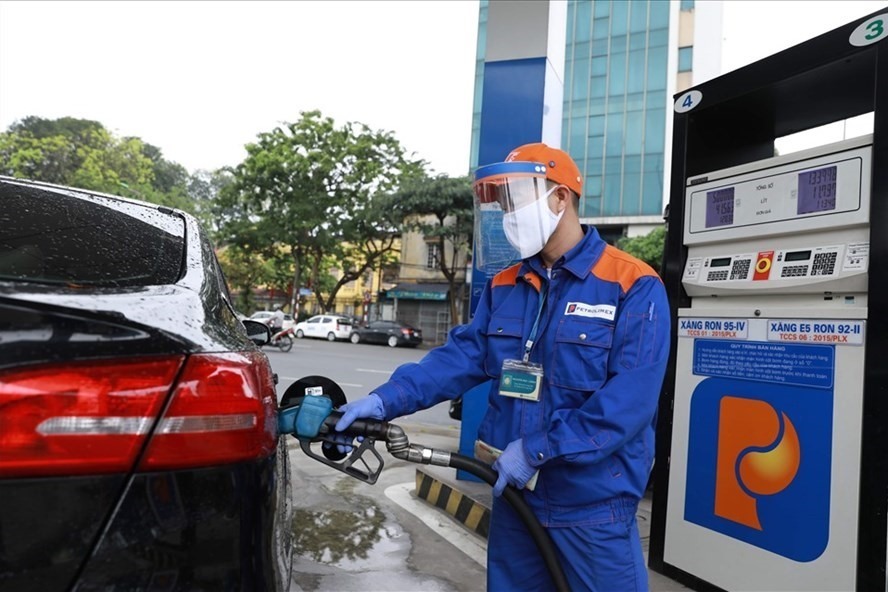 Bộ Công thương: Giá xăng dầu tăng nhưng vẫn thấp so với thế giới