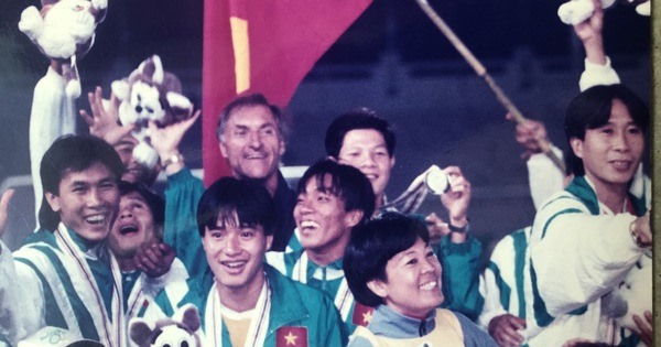 Từ SEA Games đến SEA Games: Thái Lan 1995 - màu bạc của bóng đá nam