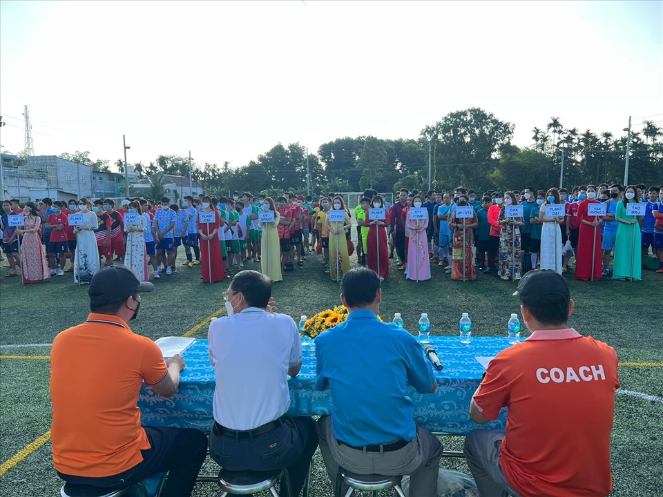 Tổ chức giải bóng đá nam dành cho công nhân lao động tại Đồng Nai. Ảnh: CĐ Taekwang Vina
