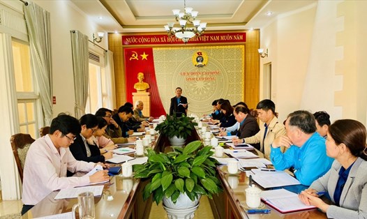 LĐLĐ tỉnh Lâm Đồng phát động “Chiến dịch thi đua cao điểm 40 ngày – 2.000 sáng kiến”. Ảnh Hiền Phan