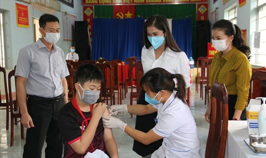 Hơn 13.000 trẻ em ở tỉnh Đắk Nông đã được tiêm chủng COVID-19 an toàn. Ảnh: Ngô Đồng