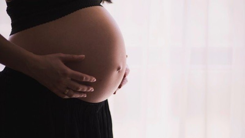 Tình trạng đau quặn bụng khi mang thai là bình thường hay không?
