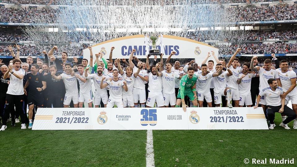 Thắng Espanyol 4-0, Real Madrid vô địch La Liga 2021-22 sớm 4 vòng