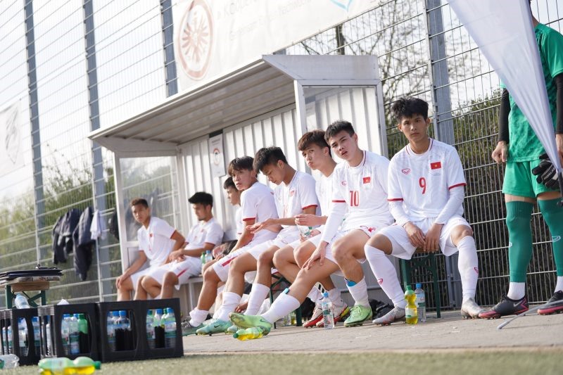 U17 Việt Nam đã thu được gì sau 1 tuần tập huấn tại Frankfurt?