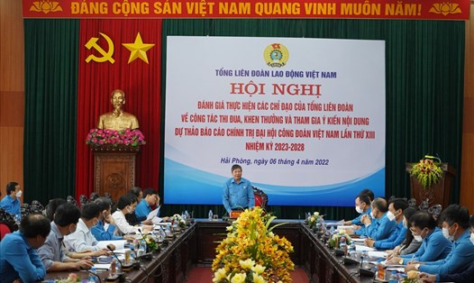 Đồng chí Trần Thanh Hải - Phó Chủ tịch Thường trực Tổng LĐLĐVN chủ trì hội nghị. Ảnh: Mai Dung