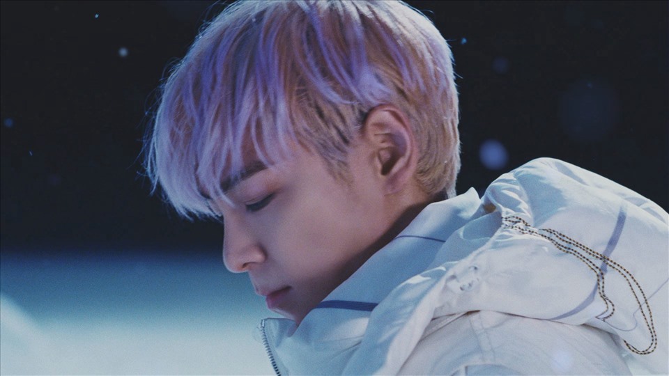 T.O.P trong MV “Still Life” của Big Bang.