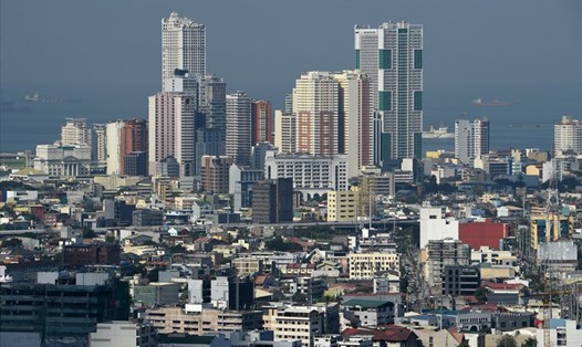 Ngân hàng Phát triển Châu Á (ADB) có trụ sở tại Manila, Philippines, nhận định, tăng trưởng ở Châu Á duy trì mạnh mẽ tới năm 2023 bất chấp chiến sự Ukraina và các yếu tố bất định khác. Ảnh: AFP
