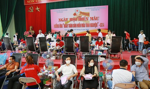 Ngày hội hiến máu tại Bắc Giang. Ảnh: Vương Tuấn