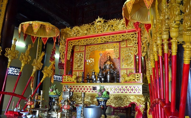 Chiêm bái đền thờ Quốc Tổ Hùng Vương đầu tiên ở vùng ĐBSCL