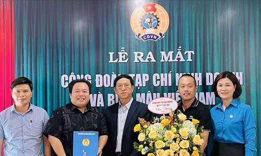 Tạp chí Kinh doanh & Biên mậu Việt Nam đã tổ chức Lễ ra mắt Công đoàn cơ sở. Ảnh: CĐQ