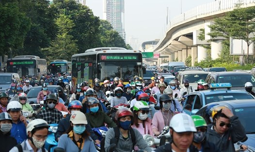 Đề xuất hạn chế xe máy khu vực nội đô Hà Nội. Ảnh: Hải Nguyễn