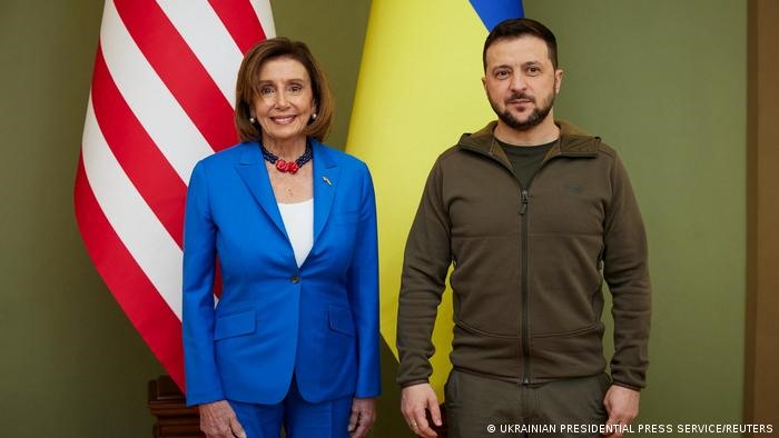 Chủ tịch Hạ viện Mỹ bất ngờ tới Kiev gặp Tổng thống Ukraina