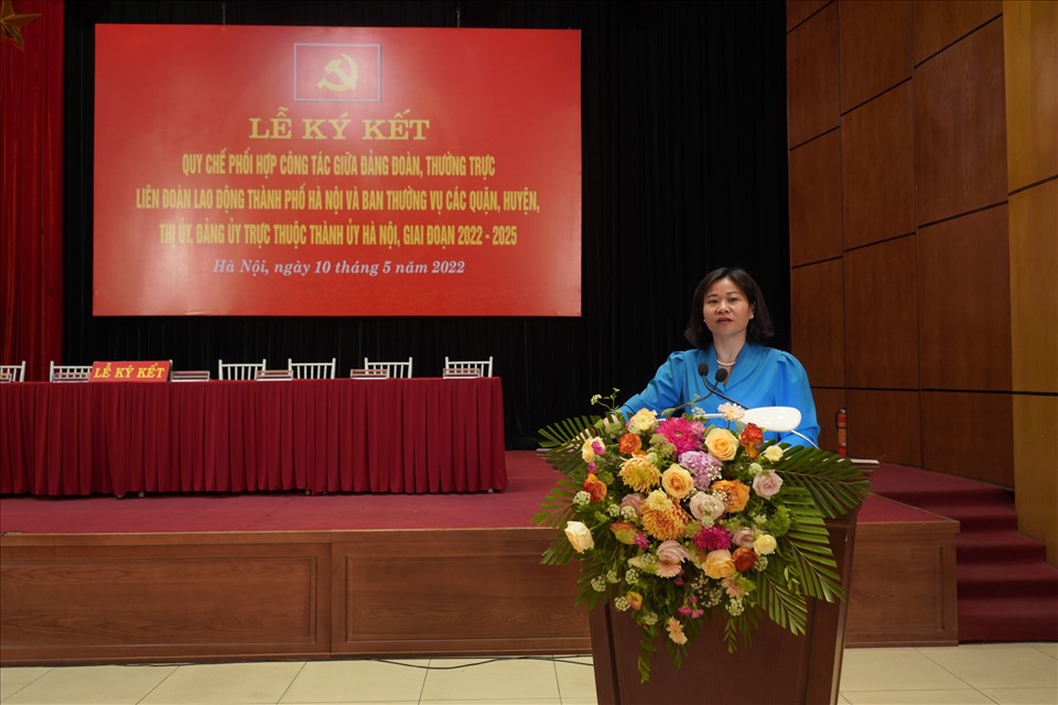 Đồng chí Nguyễn Thị Tuyến khẳng định, Thành uỷ Hà Nội đặc biệt quan tâm đến tổ chức Công đoàn của thành phố. Ảnh: MQ