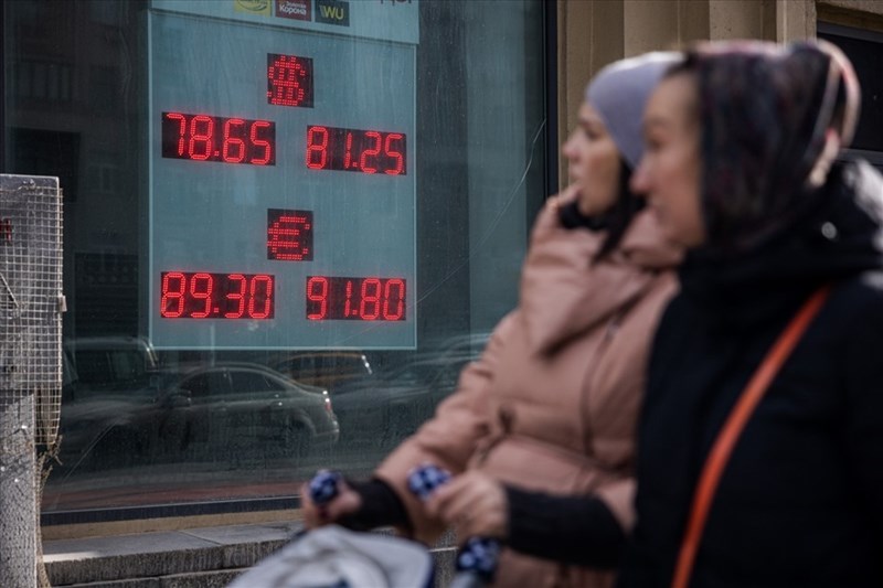 Russia still faces the risk of default despite paying its bonds before the deadline