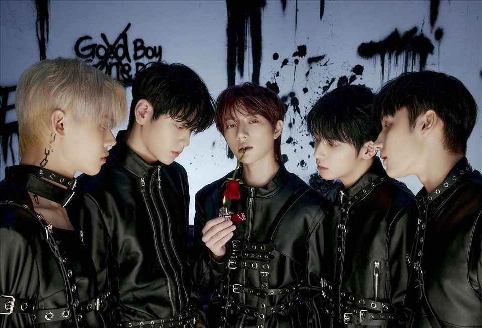 TXT tiếp tục lập được thành tích mới về doanh số album. Ảnh: Twitter TXT tiếp tục lập được thành tích mới về doanh số album. Ảnh: Twitter