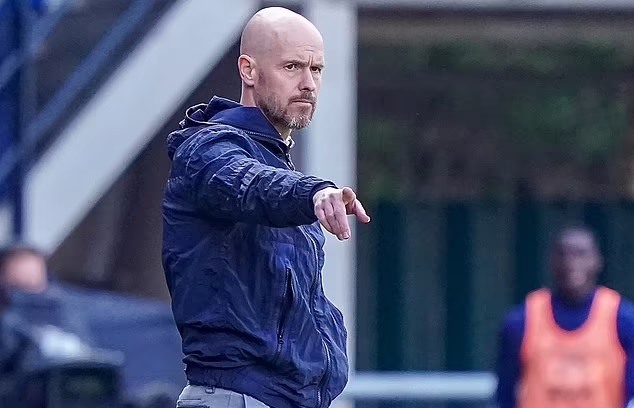Ten Hag rút ngắn thời gian nghỉ của Man United: Không còn giờ chơi nữa