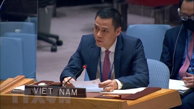 베트남은 유엔의 많은 분야에서 더 깊이 참여할 것입니다.