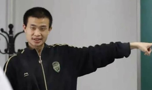 Wei Dongyi, 30 tuổi được mệnh danh là "God Wei", đang làm việc Đại học Bắc Kinh, Trung Quốc. Ảnh chụp màn hình