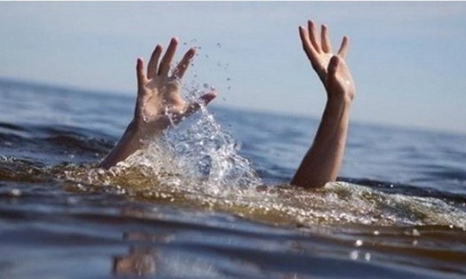 Ngành chức năng tỉnh Cà Mau đã tìm thấy thi thể cháu bé 2 tuổi đuối nước cách hiện trường 1 km. Ảnh minh họa.
