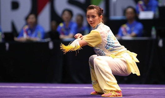 Dương Thúy Vi được kỳ vọng sẽ giành huy chương vàng SEA Games 31 ở nội dung kiếm thuật nữ cho wushu Việt Nam. Ảnh: Ngọc Hải