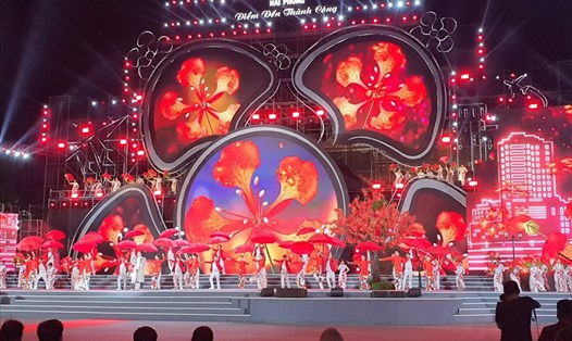 Hải Phòng khai mạc Lễ hội Hoa phượng đỏ - Hải Phòng điểm đến thành công 2022. Ảnh: Mai Chi