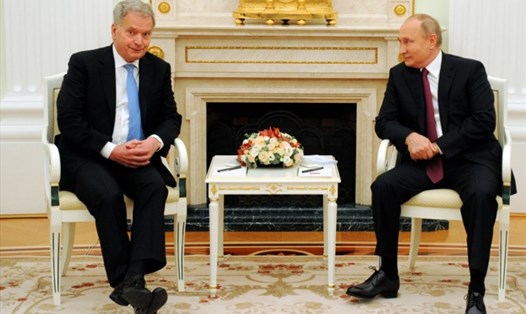 Tổng thống Nga Vladimir Putin và Tổng thống Phần Lan Sauli Niinisto trong một cuộc gặp mặt. Ảnh: Kremlin