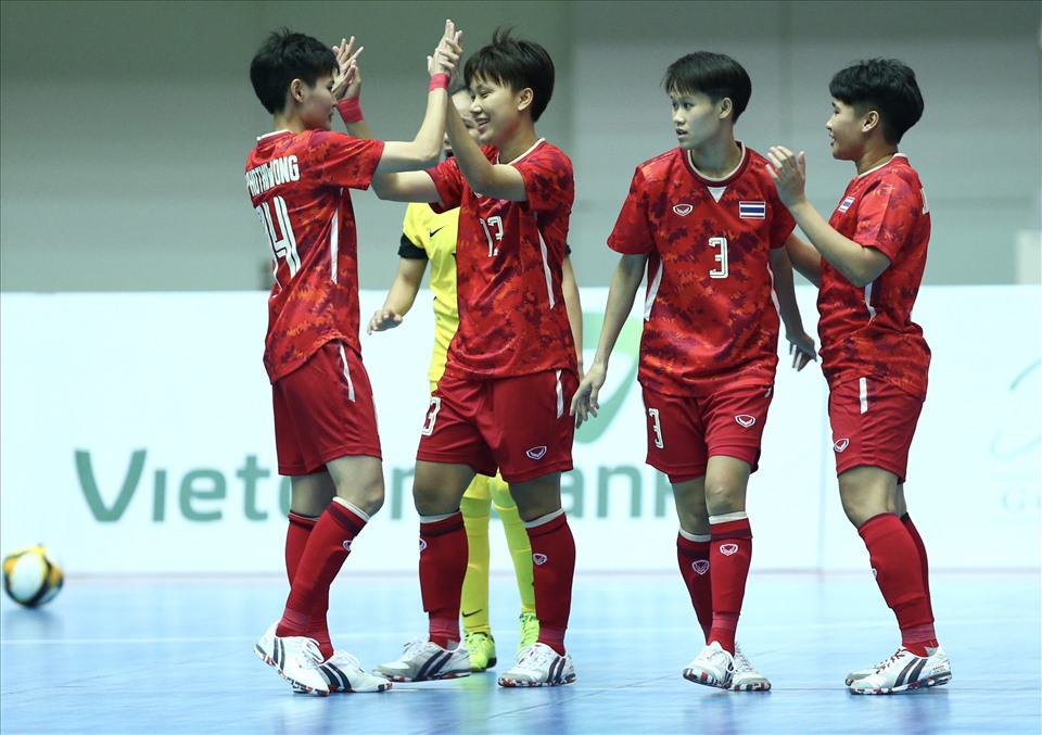 Tuyển futsal nữ Thái Lan thắng Malaysia trận ra quân SEA Games 31