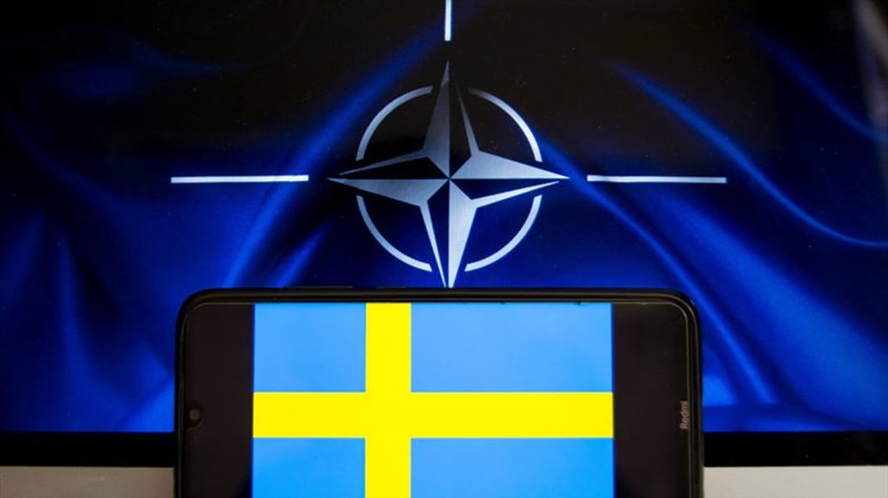 Sweden confirms that it will apply to join NATO with special conditions