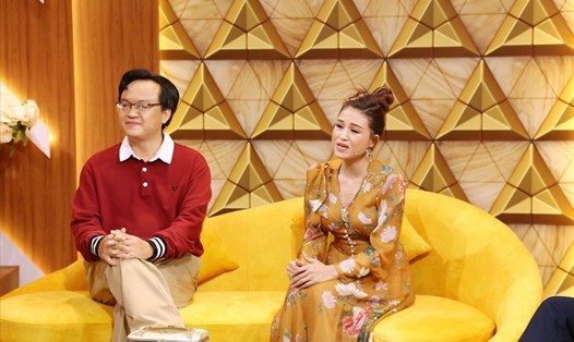 Cặp vợ chồng ca sĩ Thúy Hằng tại chương trình. Ảnh: NSX.