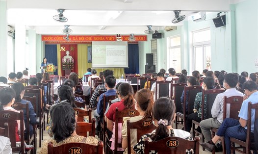 Liên đoàn Lao động quận Sơn Trà tổ chức hội nghị sinh hoạt Chuyên đề Chỉ thị 05-CT/TW về “Học tập và làm theo tư tưởng, đạo đức, phong cách Hồ Chí Minh”. Ảnh: Tường Minh