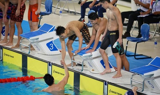 Tuyển bơi Singapore đã thất bại trước tuyển bơi Việt Nam ở nội dung tiếp sức sở trường. Ảnh: Straits Times