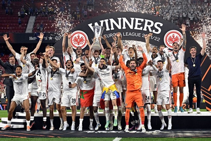Frankfurt vô địch Europa League