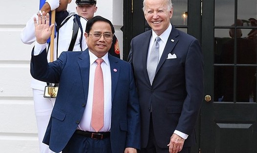 Tổng thống Mỹ Joe Biden chào đón Thủ tướng Phạm Minh Chính. Ảnh: VGP
