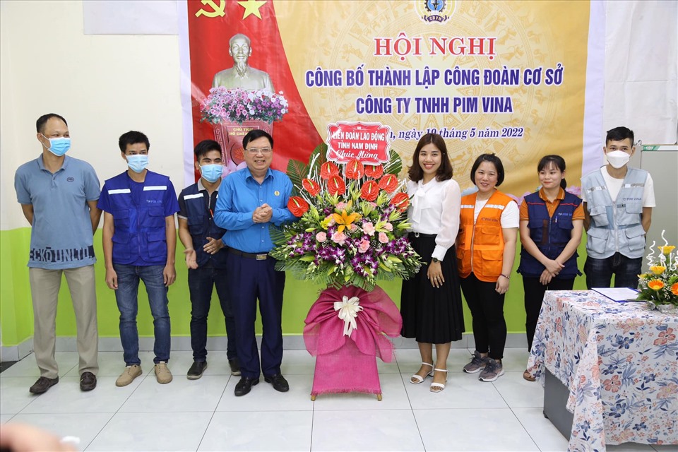 Nam Định: Thành lập công đoàn cơ sở chào mừng Tháng Công nhân