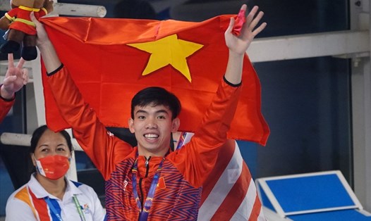Nguyễn Huy Hoàng góp công lớn giúp tuyển bơi Việt Nam đứng thứ 2 toàn đoàn với 11 huy chương vàng. Ảnh: Nguyễn Đăng
