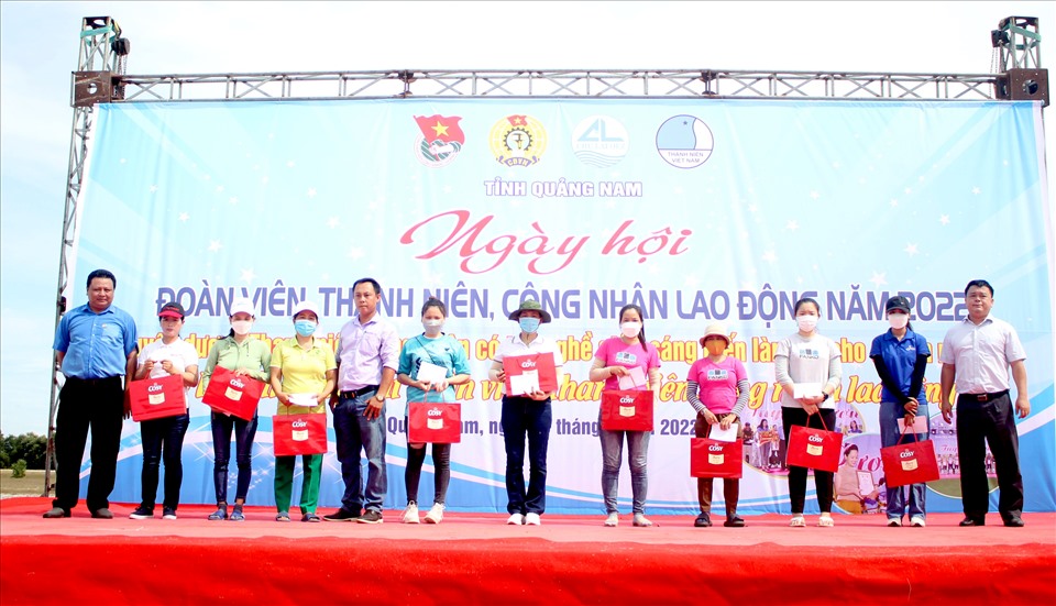 Công đoàn các Khu kinh tế và Khu công nghiệp tỉnh Quảng Nam tổ chức Ngày hội đoàn viên, thanh niên, công nhân lao động năm 2022. Ảnh: Thanh Chung