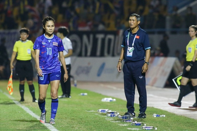 Tuyển nữ Việt Nam làm lỡ mục tiêu lớn của bóng đá Thái Lan