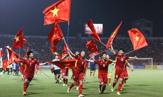 Các cầu thủ bóng đá nữ Việt Nam mừng chiến thắng Ảnh: LĐO