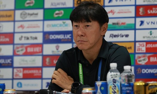 Huấn luyện viên Shin Tae-yong giúp U23 Indonesia giành huy chương đồng SEA Games 31. Ảnh: M.Đ