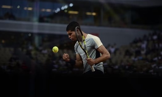 Carlos Alcaraz khởi đầu mạnh mẽ tại Roland Garros trong lần thứ hai tham dự. Ảnh: ATP