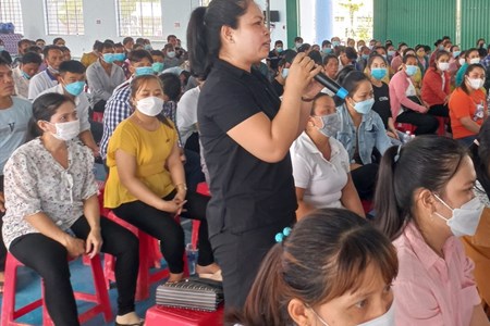 Trà Vinh: Nóng chuyện “tín dụng đen” tại buổi đối thoại với CNLĐ