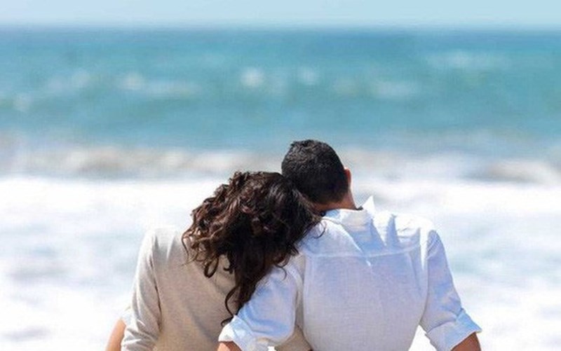 Công khai mối quan hệ khi yêu có thực sự quan trọng?