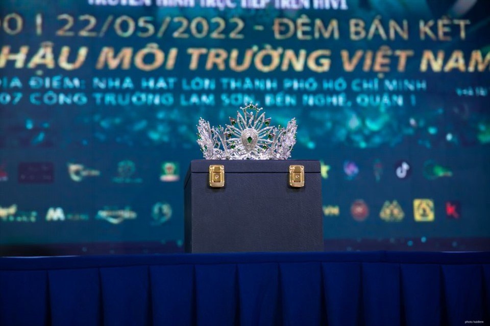 Cận cảnh vương miện dành cho Hoa hậu Môi trường Việt Nam 2022. Ảnh: BTC.
