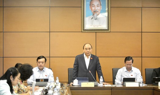Chủ tịch nước Nguyễn Xuân Phúc phát biểu tại thảo luận tổ.