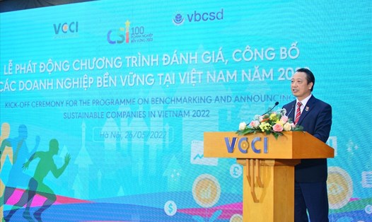 Ông Nguyễn Quang Vinh – Phó Chủ tịch chuyên trách VCCI, phát động chương trình. Ảnh: ĐT